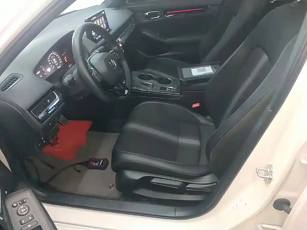 Honda Civic — фото 15