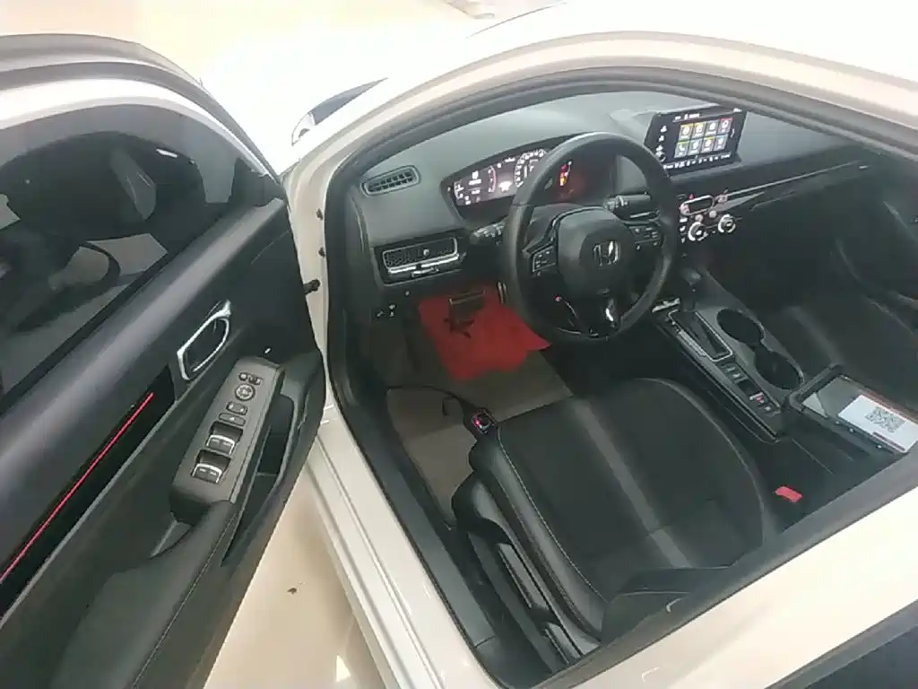 Honda Civic — фото 16