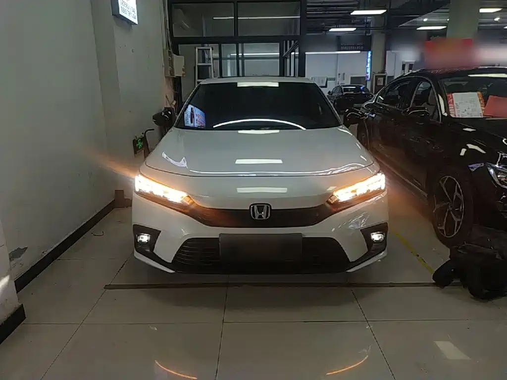 Honda Civic — фото 3