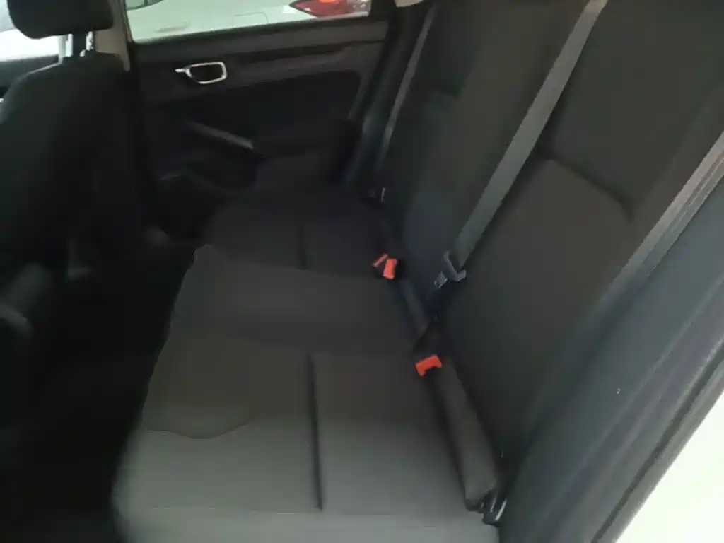 Honda Civic — фото 17