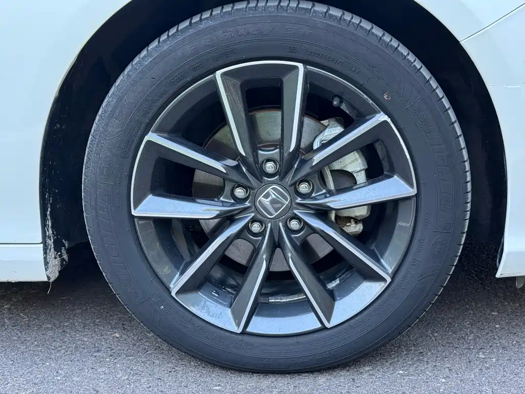 Honda Inspire — фото 15