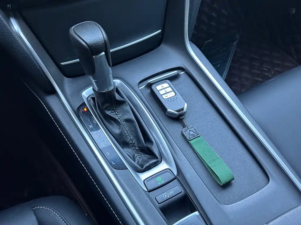Honda Inspire — фото 10