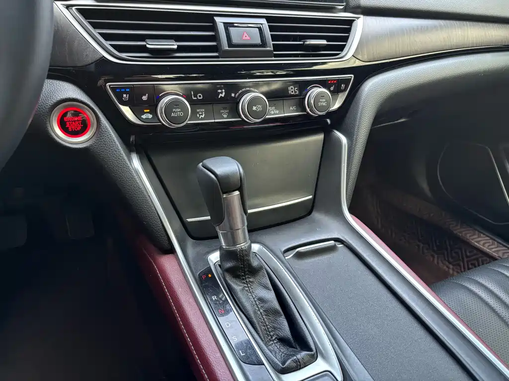 Honda Inspire — фото 18