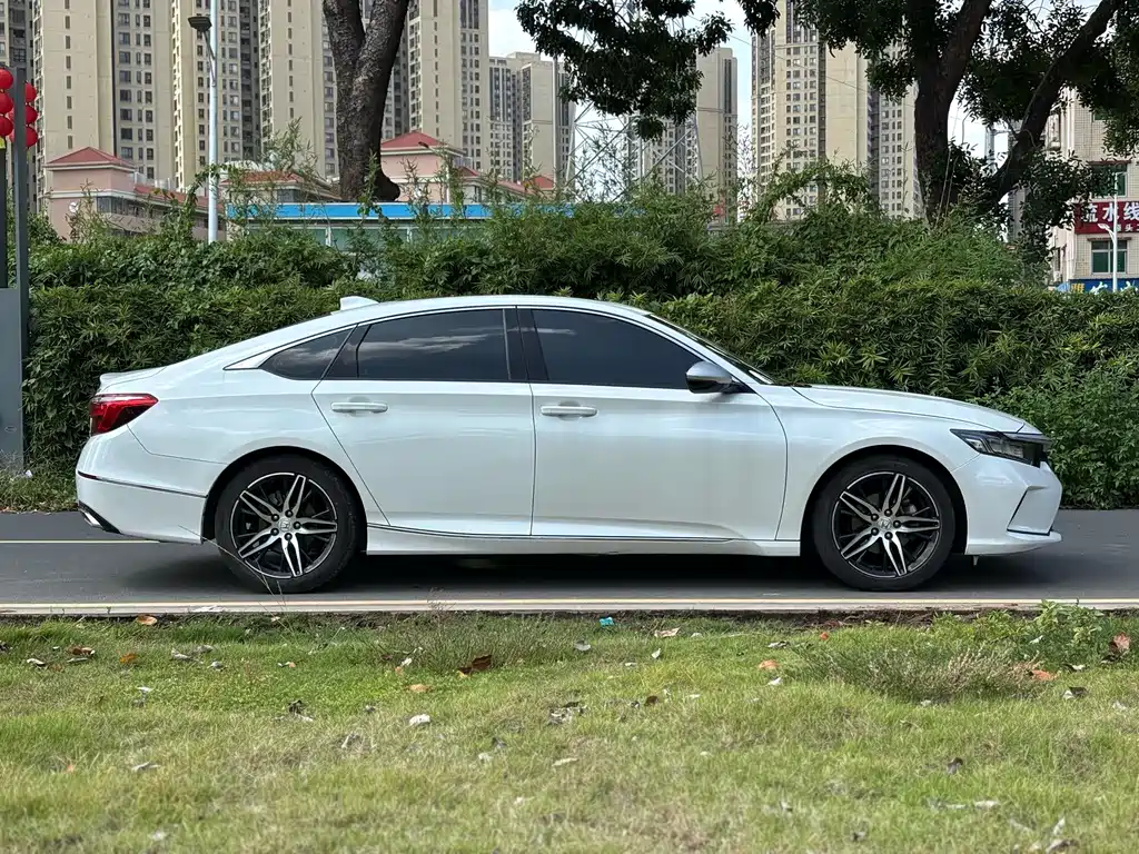 Honda Inspire — фото 4