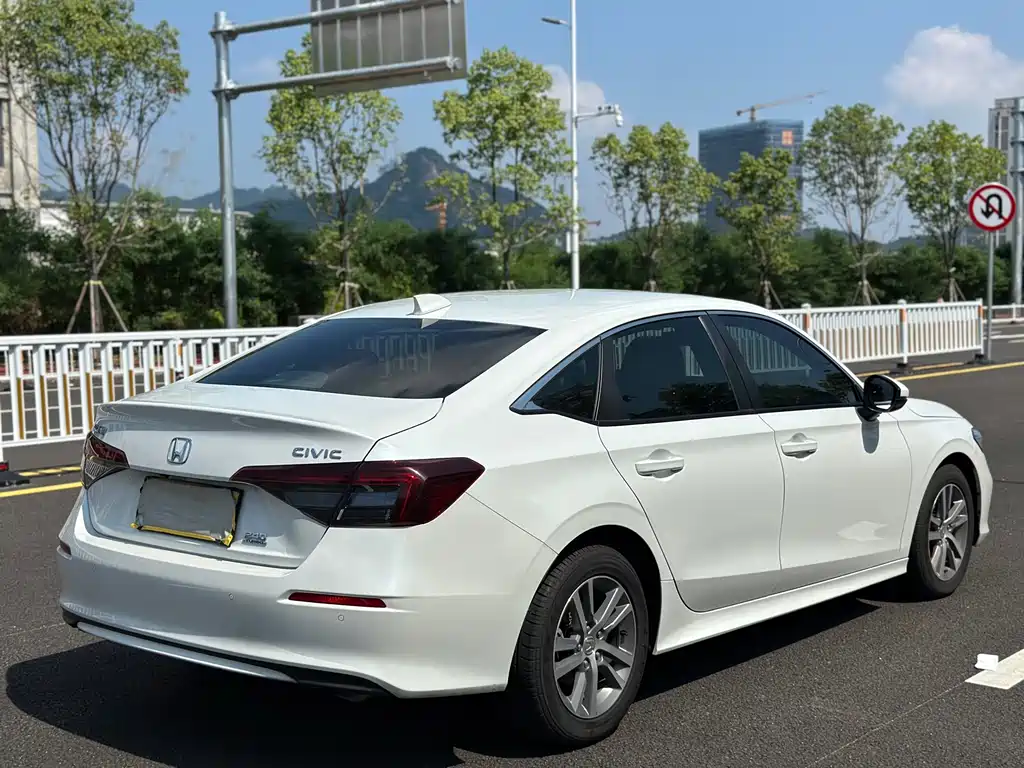 Honda Civic — фото 9