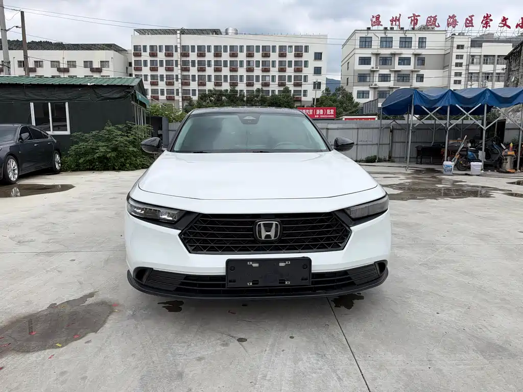 Honda Accord — фото 6