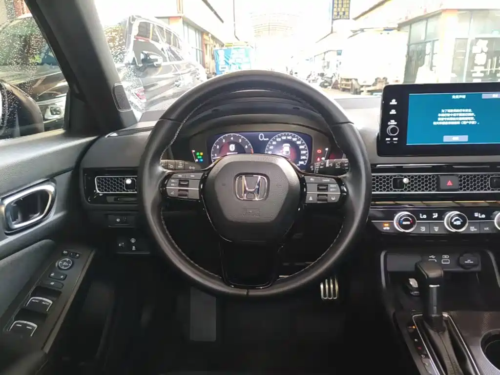 Honda Civic — фото 11