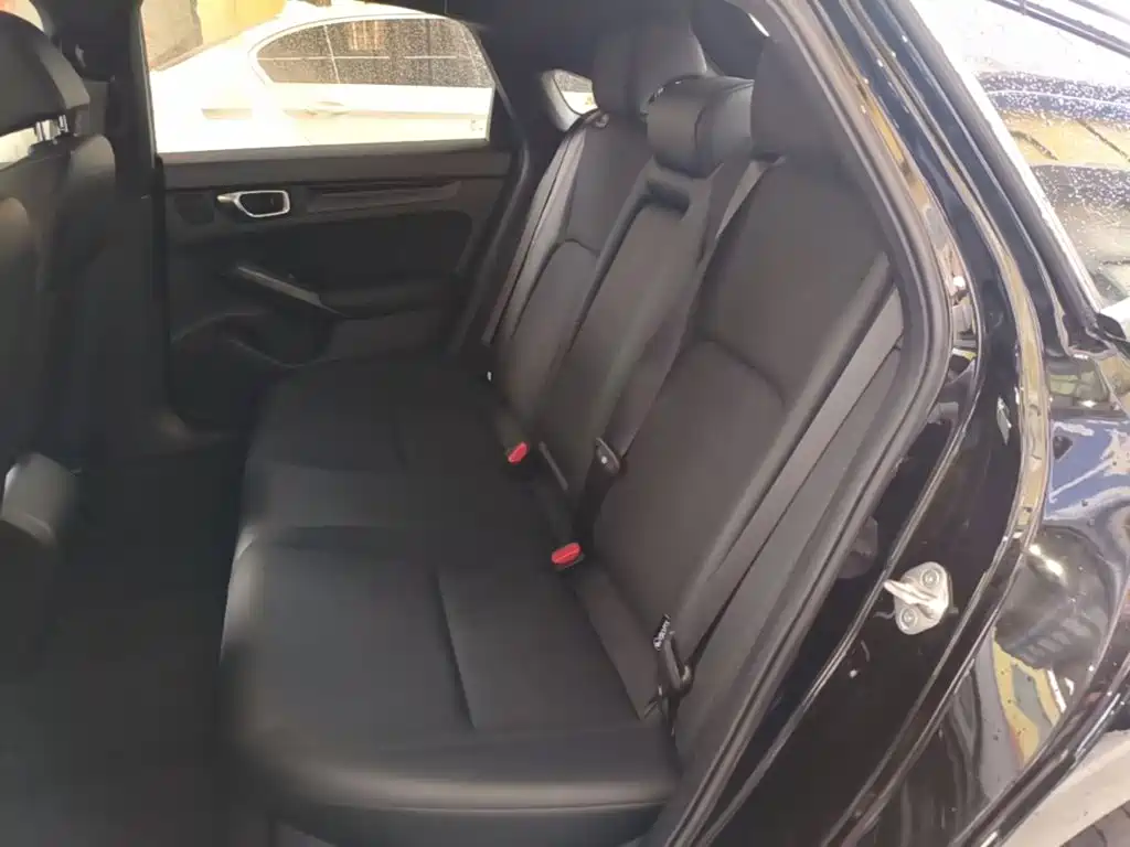 Honda Civic — фото 17