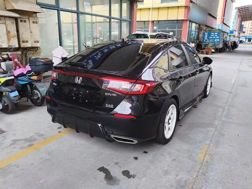 Honda Civic — фото 7