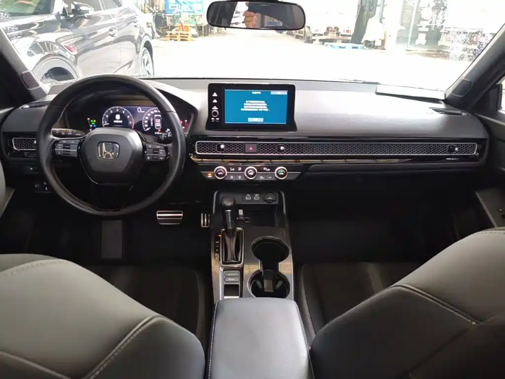 Honda Civic — фото 10
