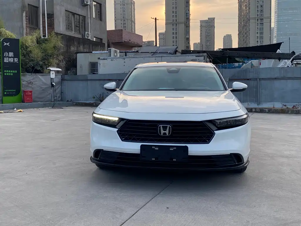 Honda Accord — фото 2