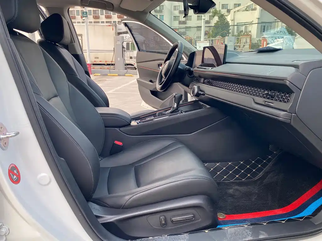 Honda Accord — фото 14