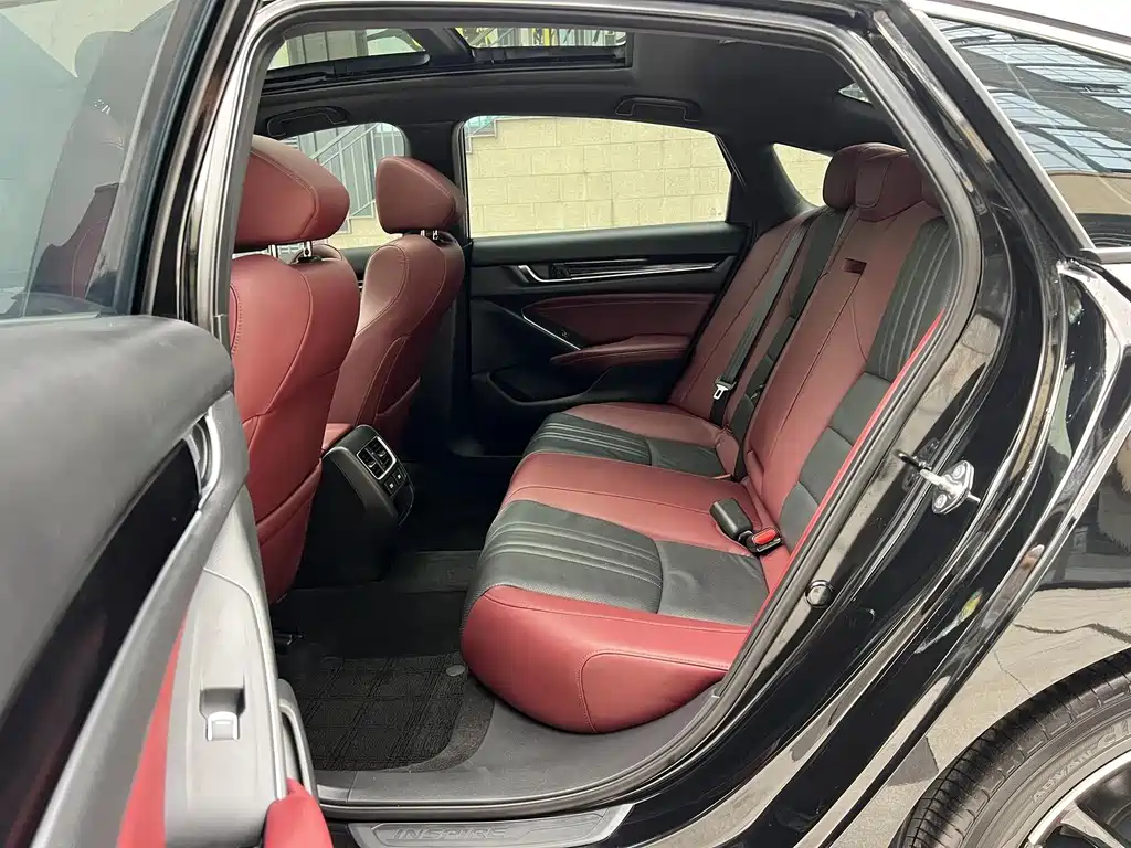 Honda Inspire — фото 13