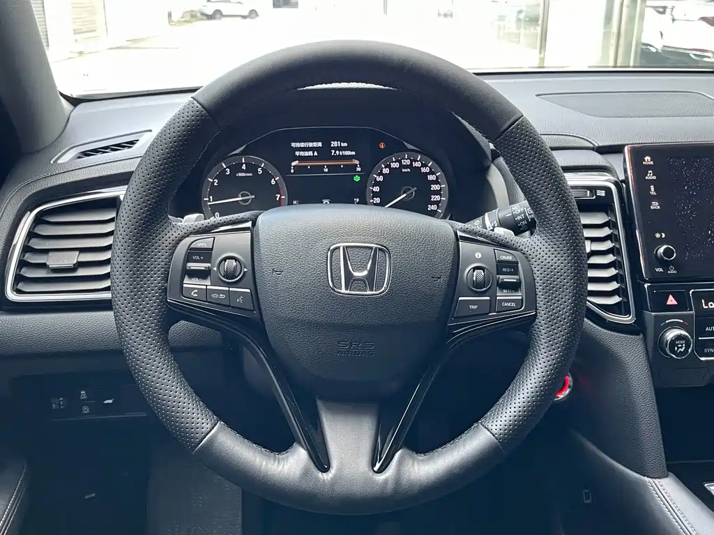 Honda UR-V — фото 10