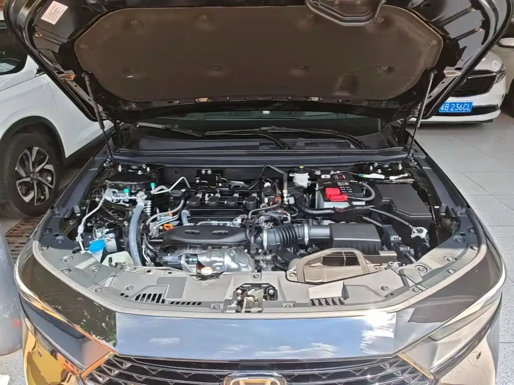 Honda Accord — фото 20