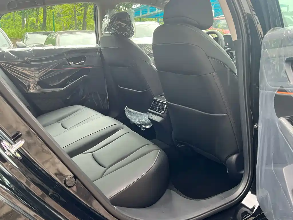 Honda Accord — фото 5