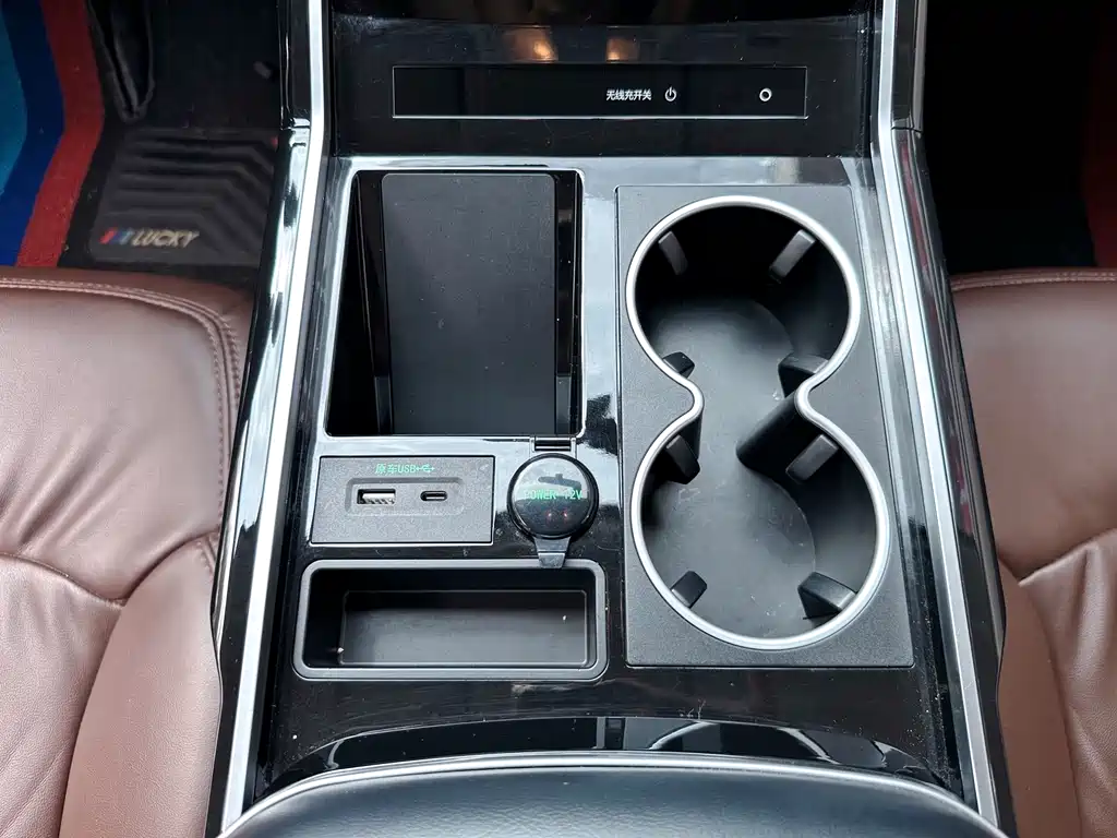 Honda Odyssey — фото 16