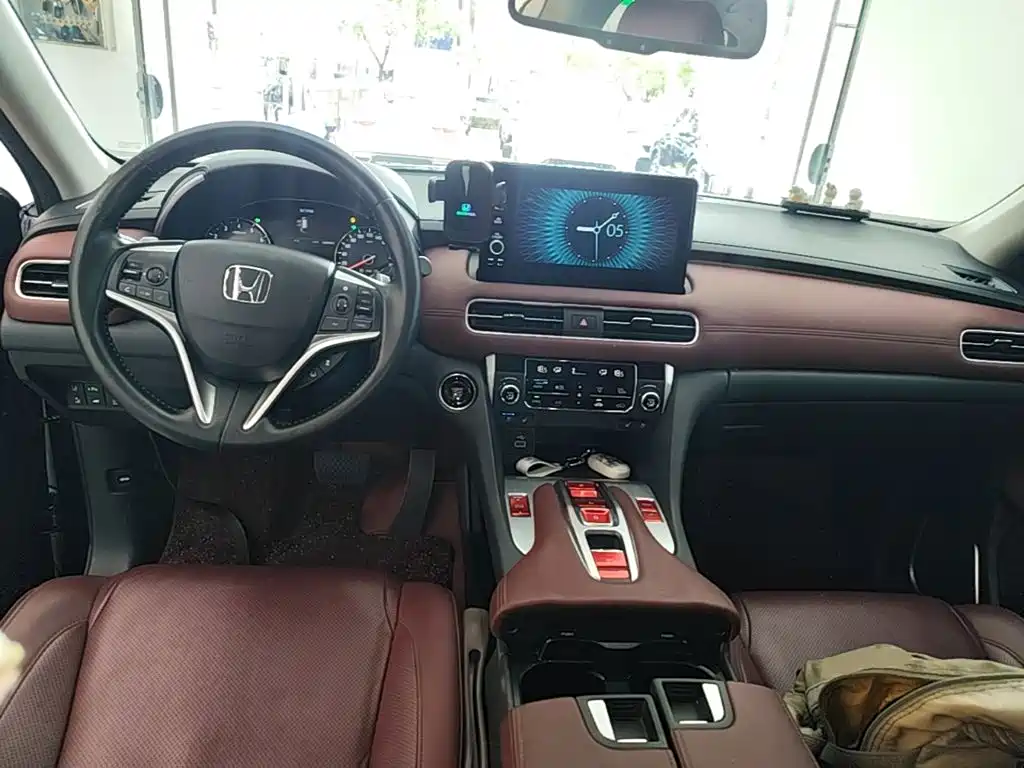 Honda Avancier — фото 10