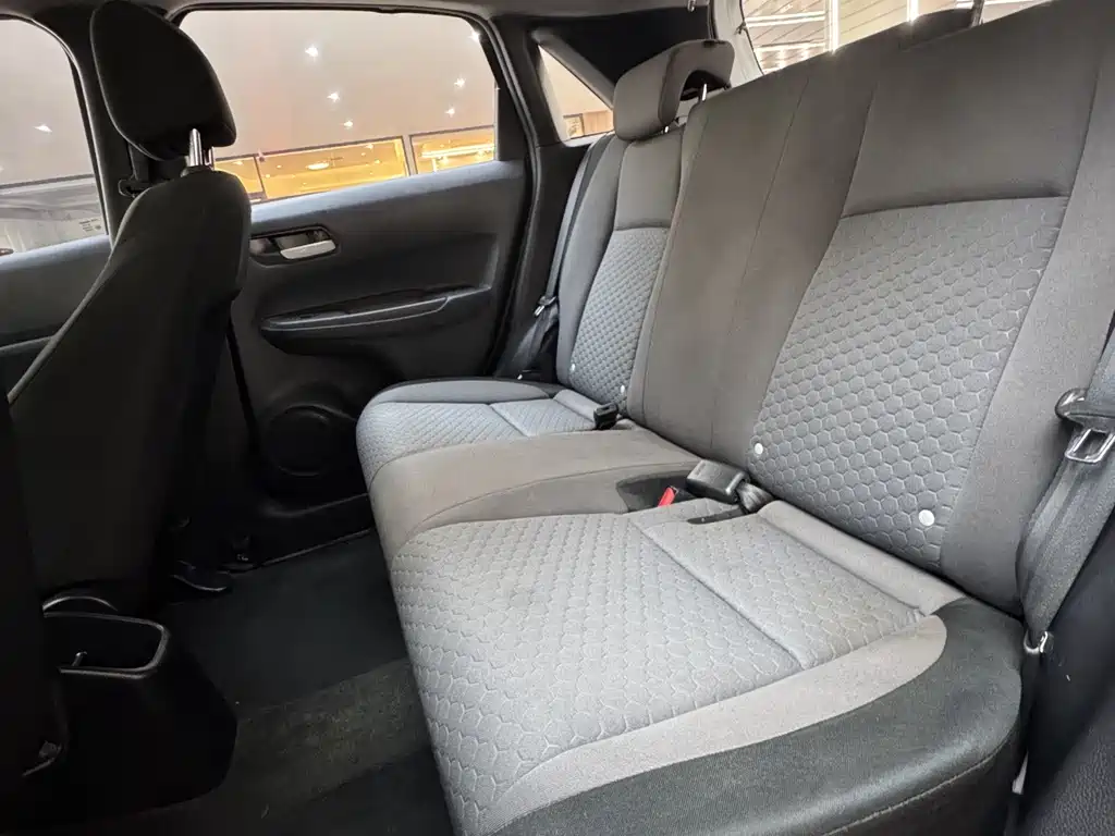 Honda Fit — фото 15
