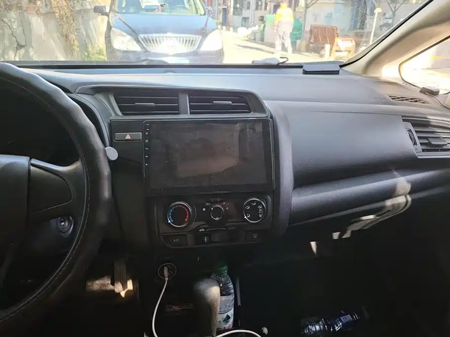Honda Fit — фото 13