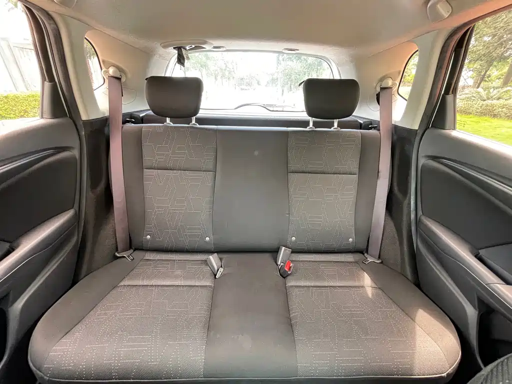 Honda Fit — фото 18