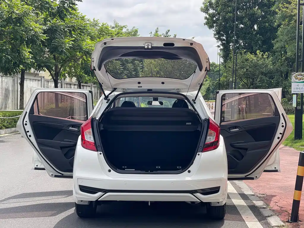 Honda Fit — фото 19