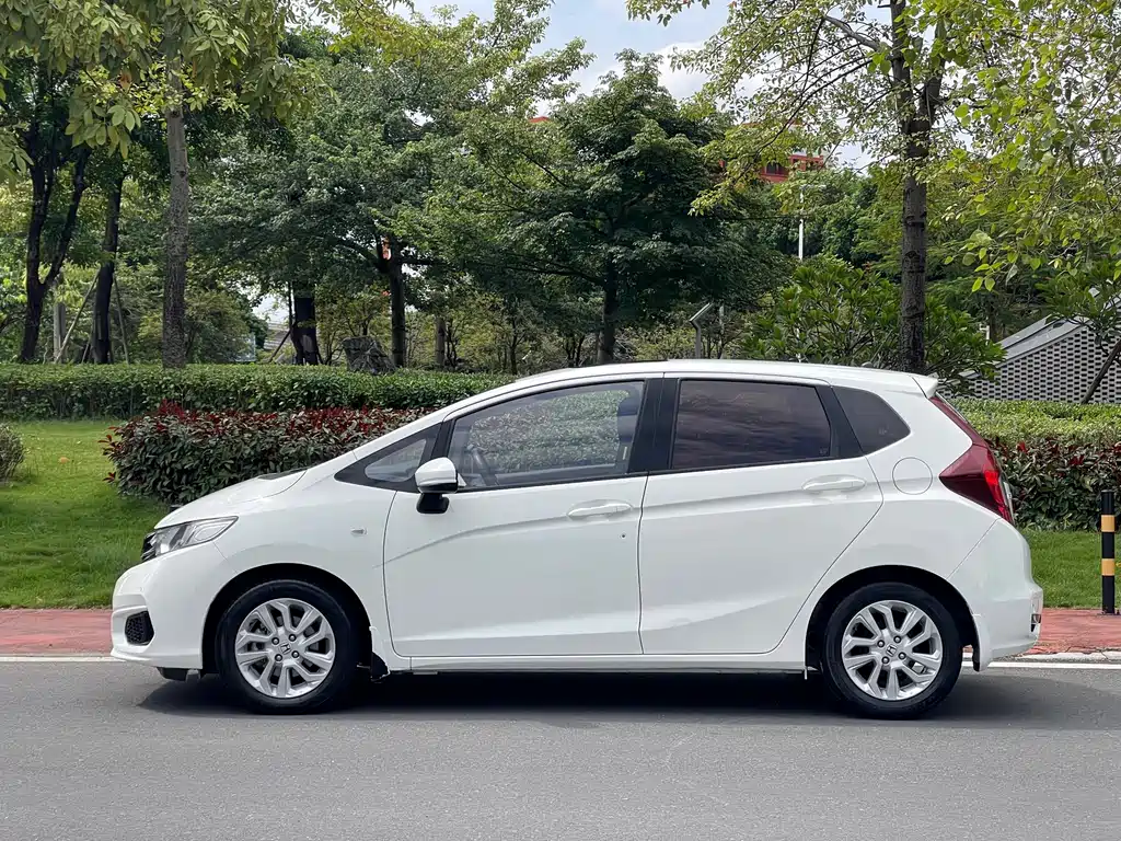 Honda Fit — фото 20
