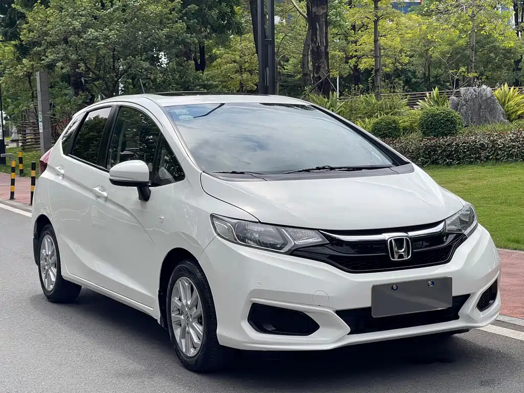Honda Fit — фото 3