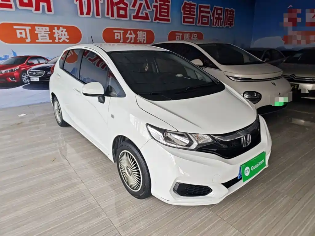 Honda Fit — фото 4