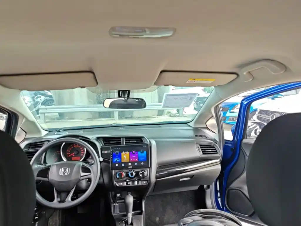 Honda Fit — фото 18