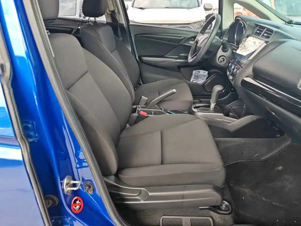 Honda Fit — фото 25