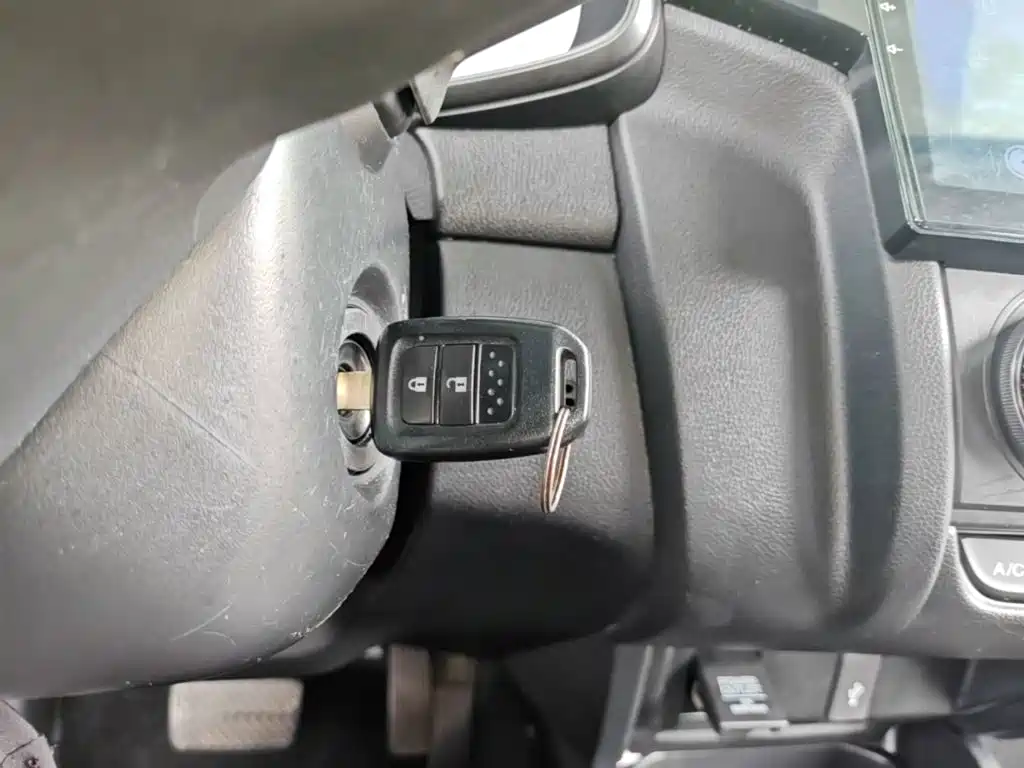 Honda Fit — фото 9