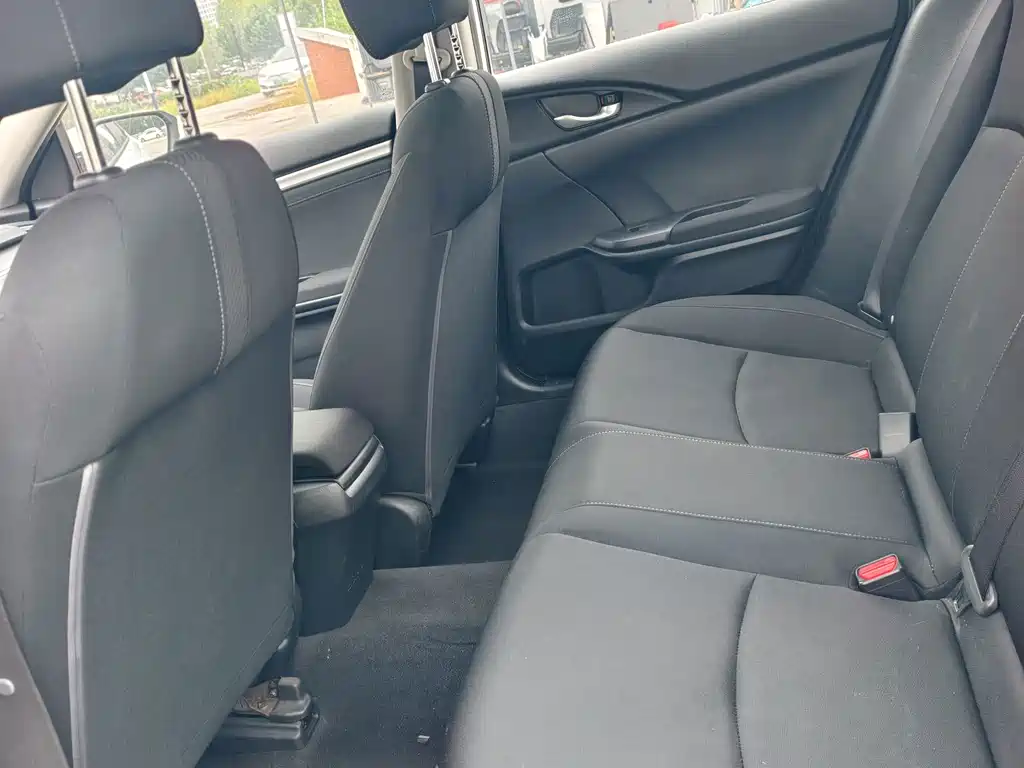 Honda Civic — фото 13