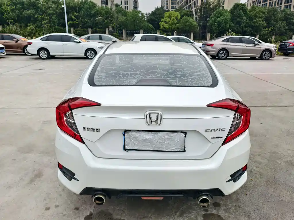 Honda Civic — фото 4