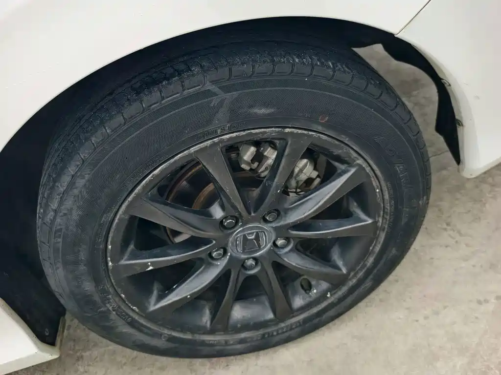 Honda Civic — фото 10