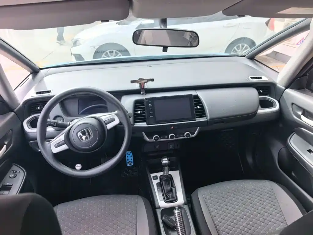 Honda Fit — фото 10