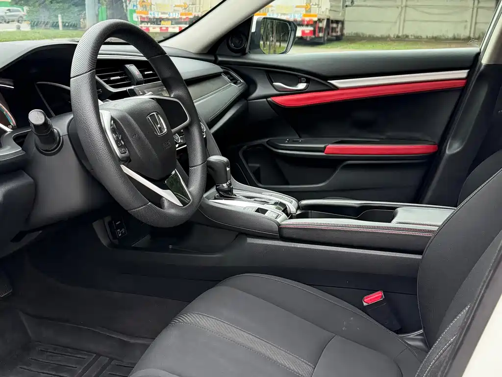 Honda Civic — фото 6