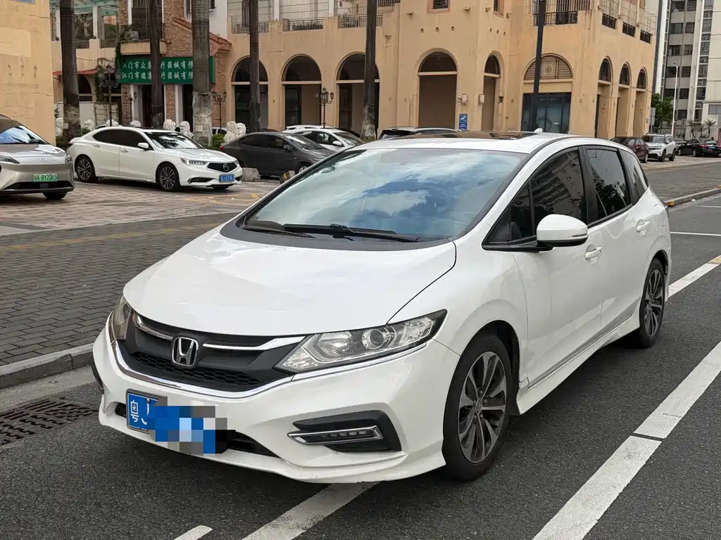 Honda Jade