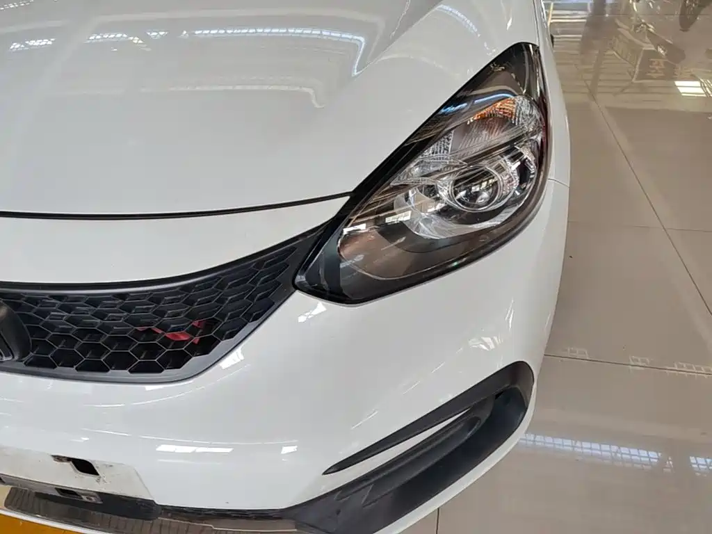 Honda Fit — фото 24