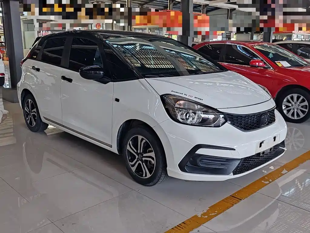 Honda Fit — фото 4