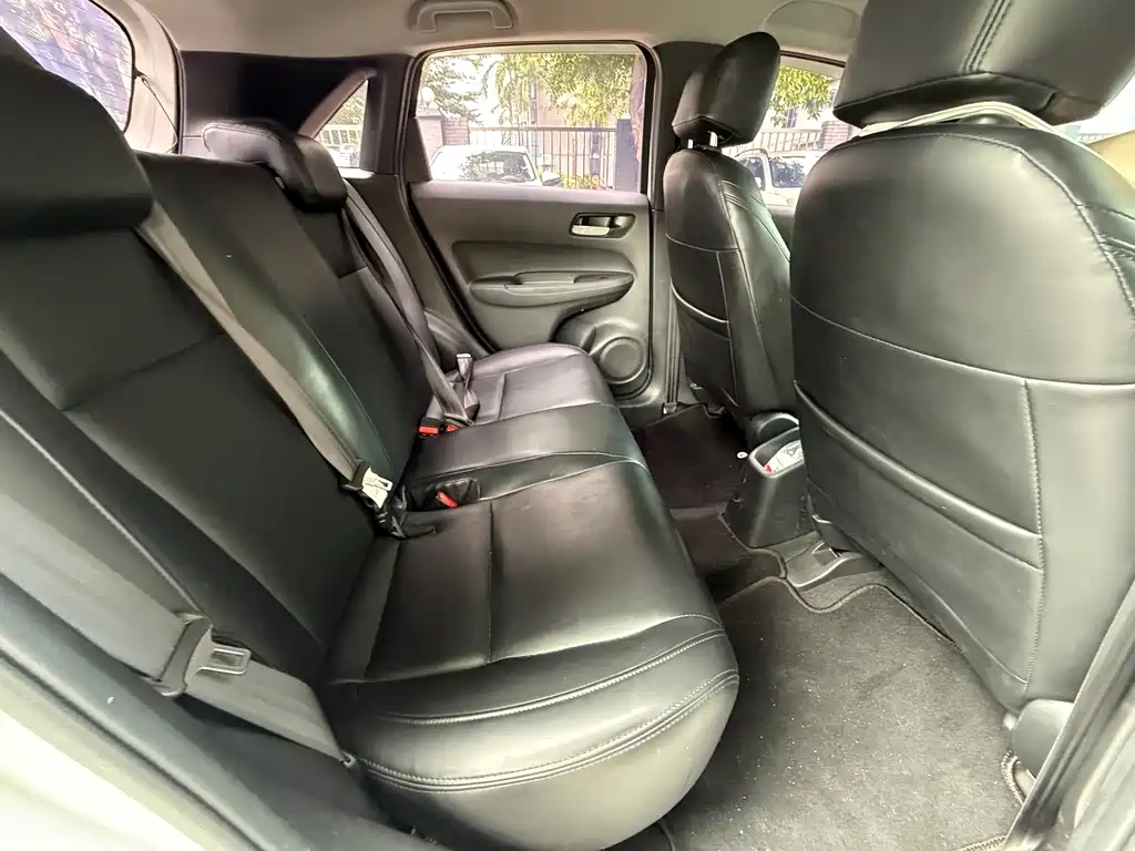 Honda Fit — фото 5