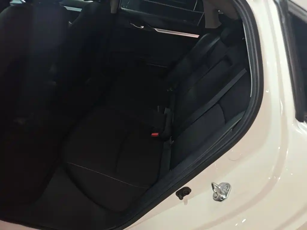Honda Civic — фото 17