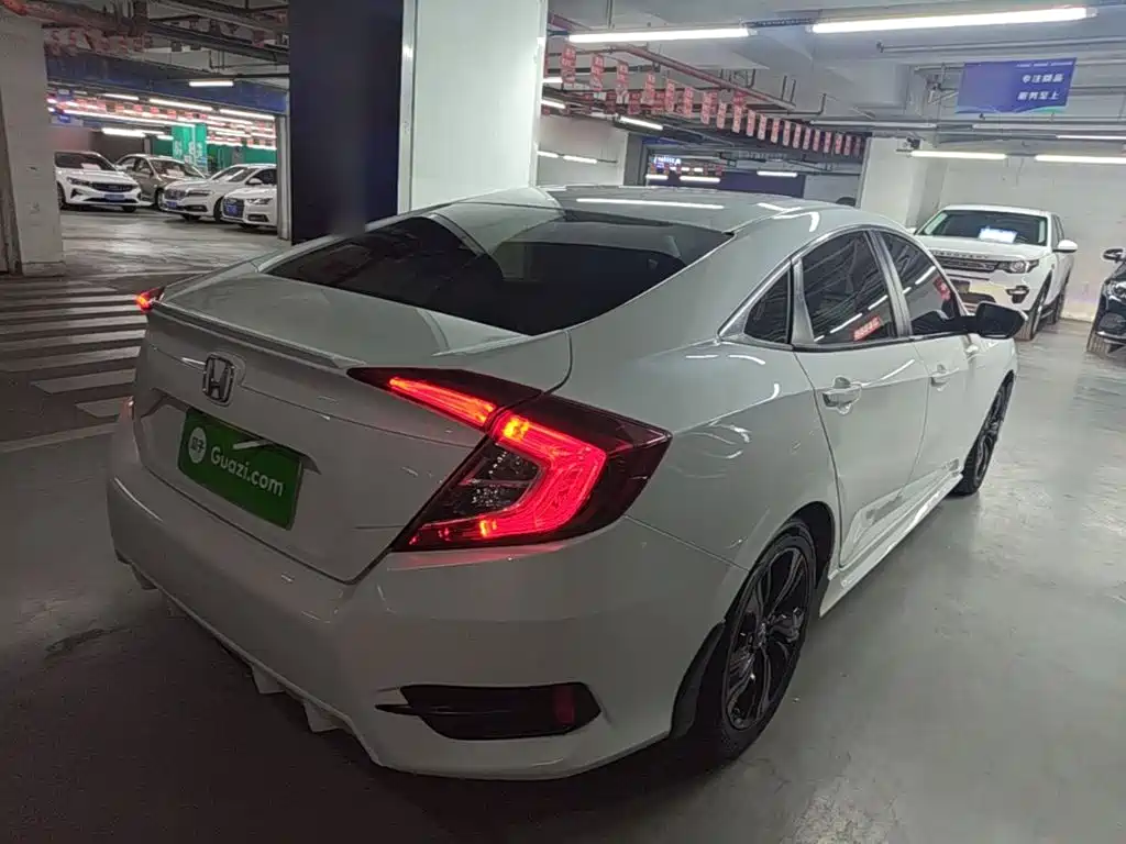 Honda Civic — фото 7