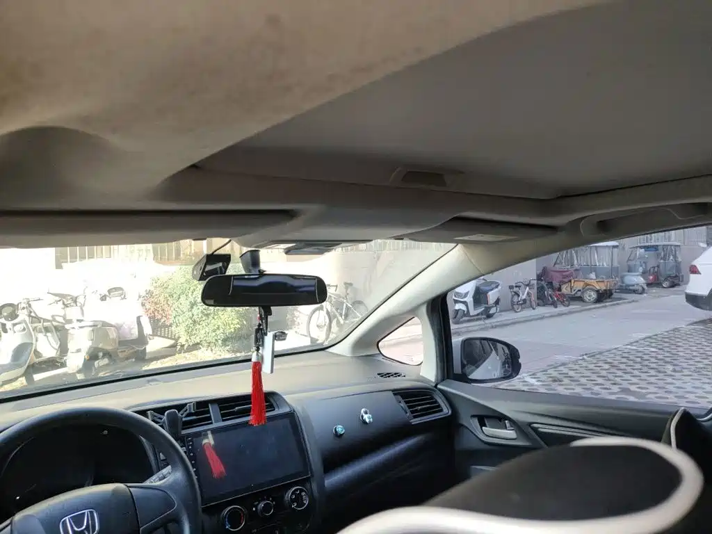Honda Fit — фото 14