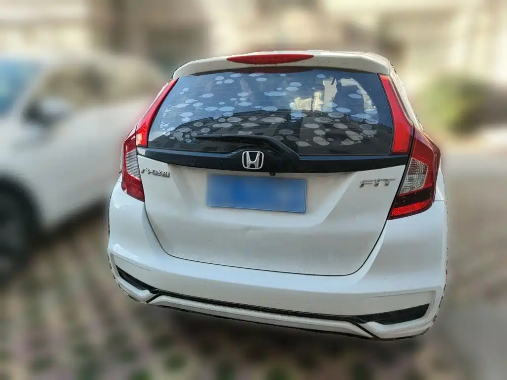 Honda Fit — фото 3