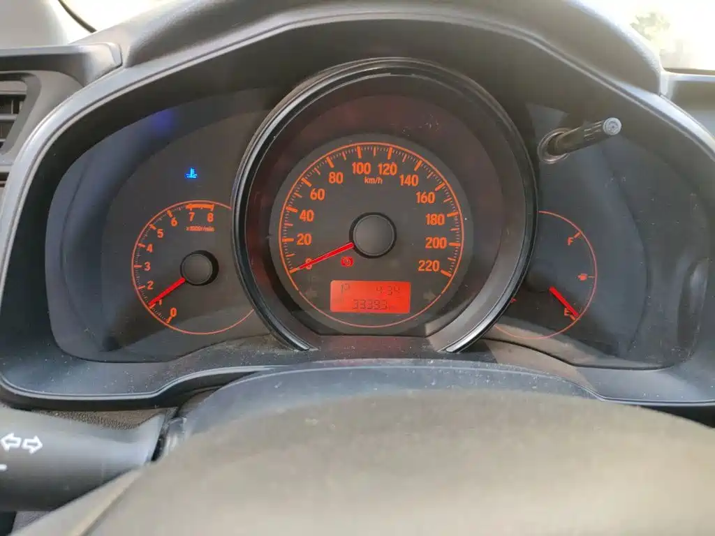 Honda Fit — фото 7