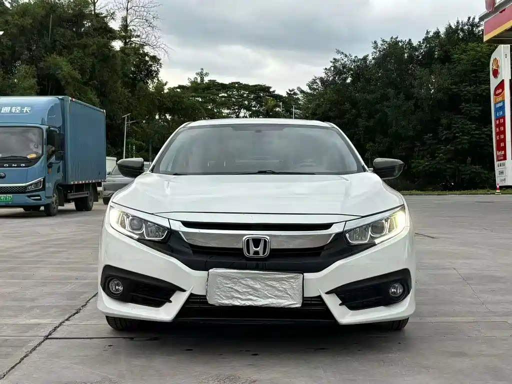 Honda Civic — фото 2