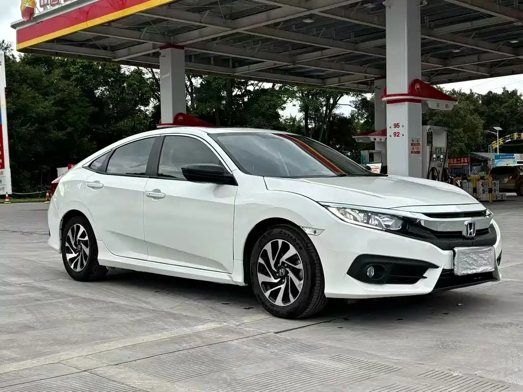 Honda Civic — фото 3