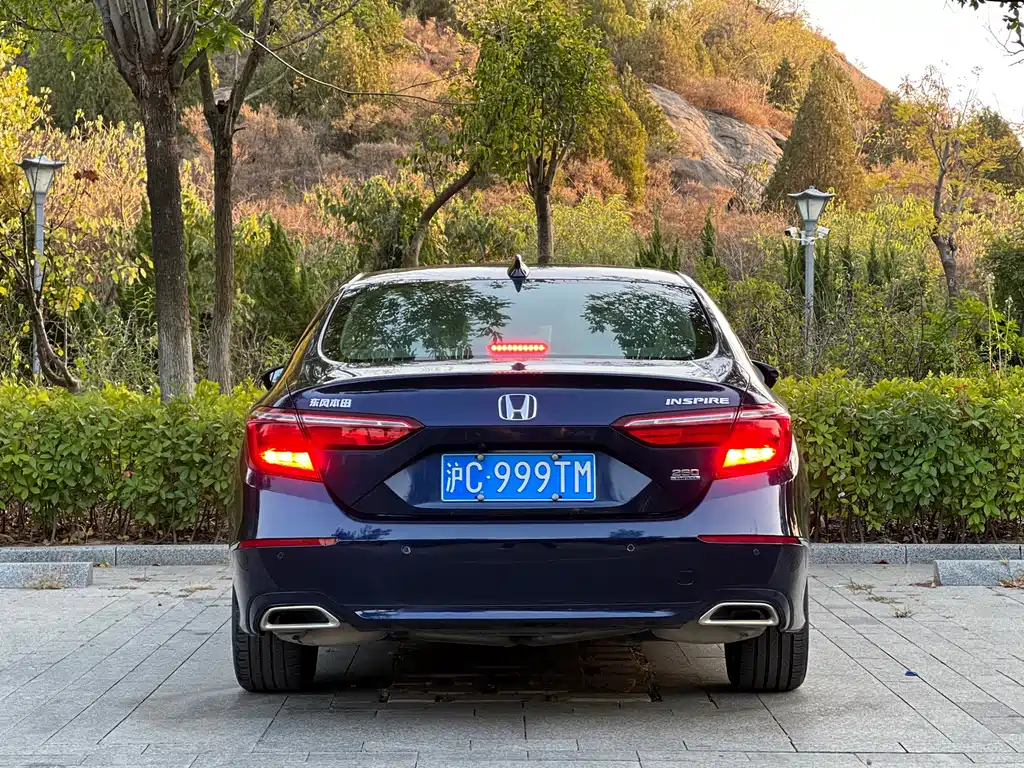 Honda Inspire — фото 8