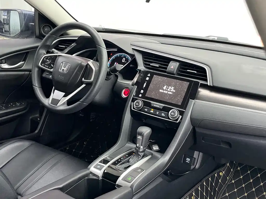 Honda Civic — фото 20